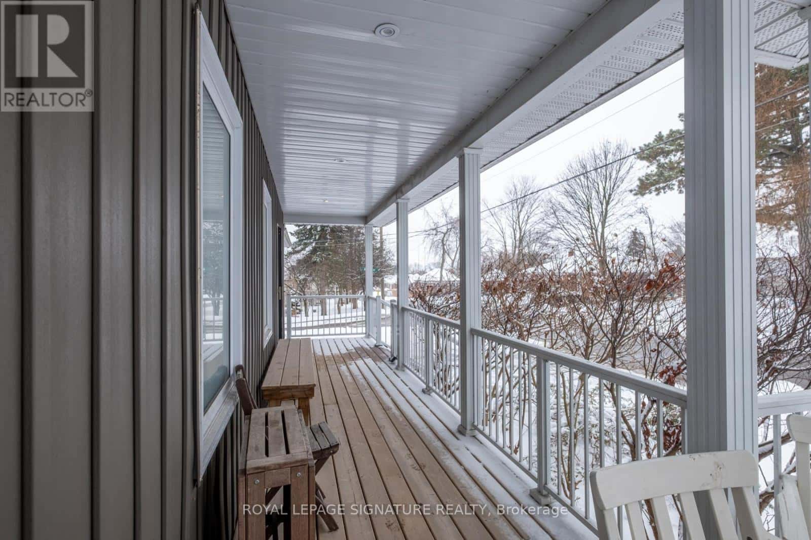 935 CENTRE STREET S — Whitby (Downtown Whitby), Ontario - Photo 4 of 39