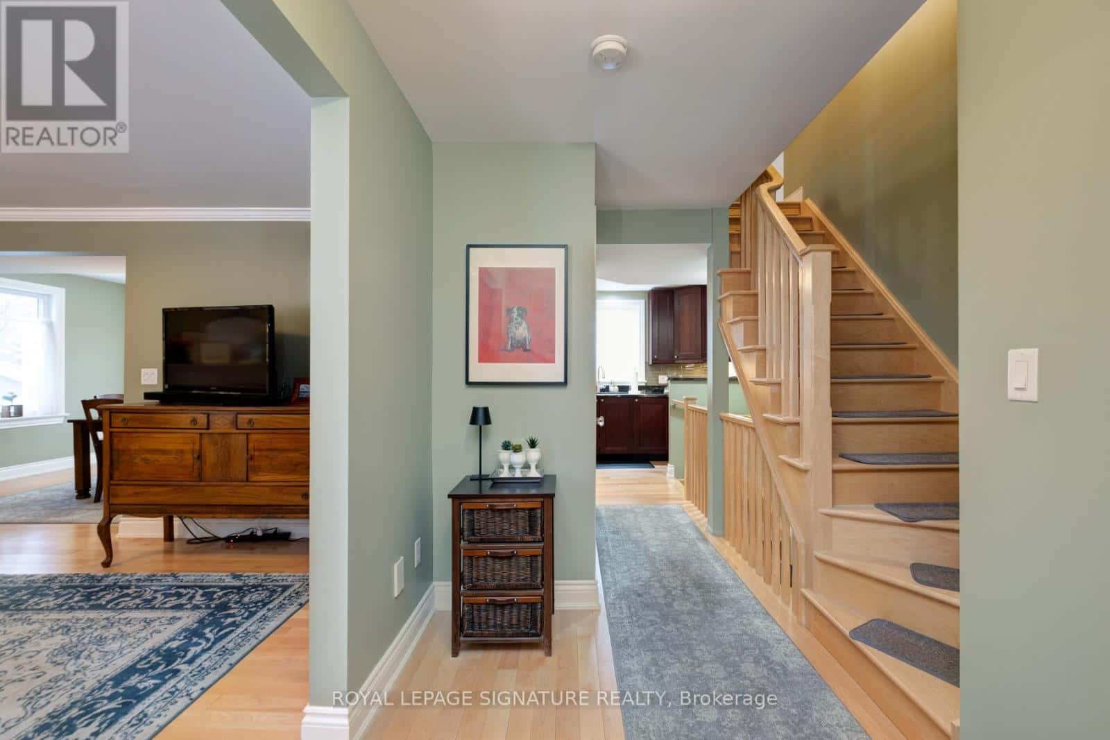 935 CENTRE STREET S — Whitby (Downtown Whitby), Ontario - Photo 5 of 39