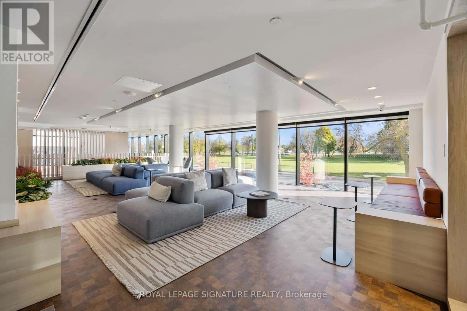 1412 - 1050 EASTERN AVENUE — Toronto (The Beaches), Ontario - Photo 3 of 37