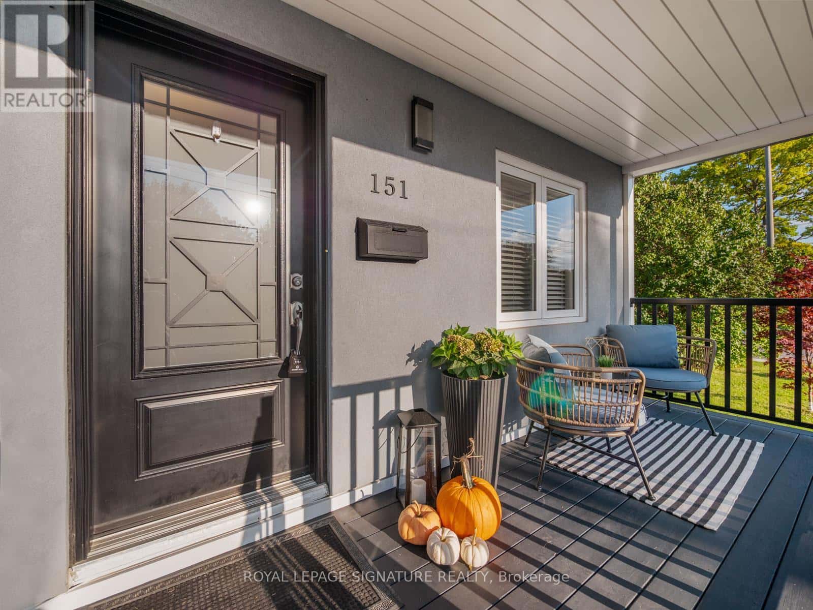 151 EASTWOOD AVENUE — Toronto (Birchcliffe-Cliffside), Ontario - Photo 2 of 47