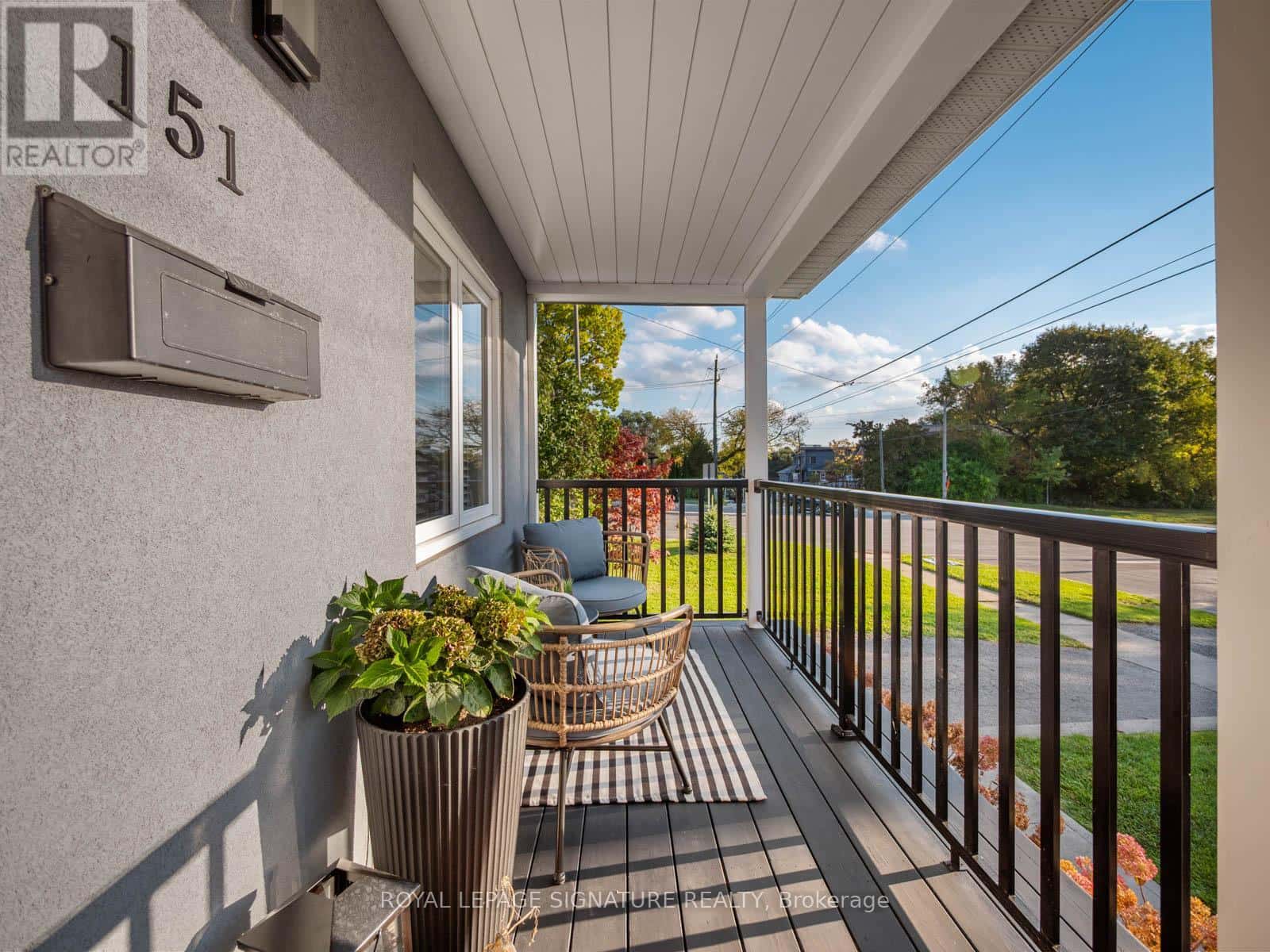 151 EASTWOOD AVENUE — Toronto (Birchcliffe-Cliffside), Ontario - Photo 3 of 47