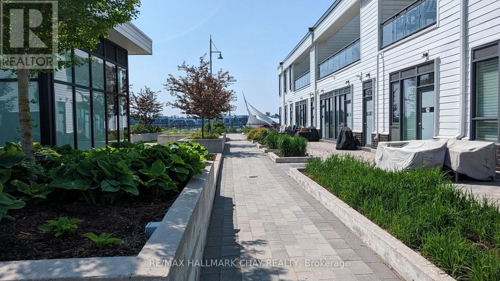 60 - 275 BROWARD WAY — Innisfil, Ontario - Main photo