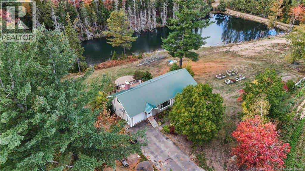 3182 ROUTE 895 — Elgin, New Brunswick - Photo 2 of 42