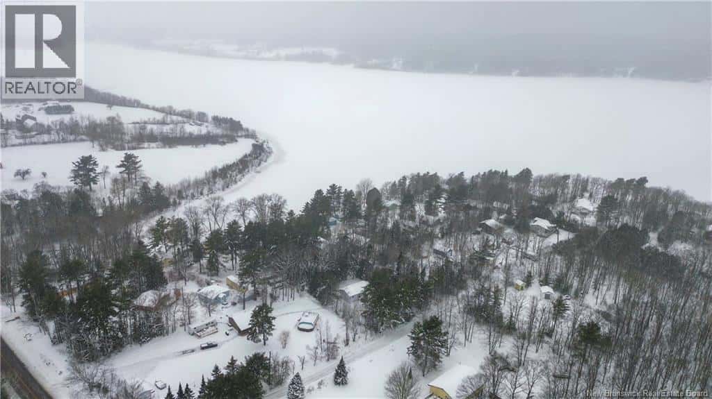 11 Cromwell Road — Cambridge-Narrows, New Brunswick - Photo 3 of 30