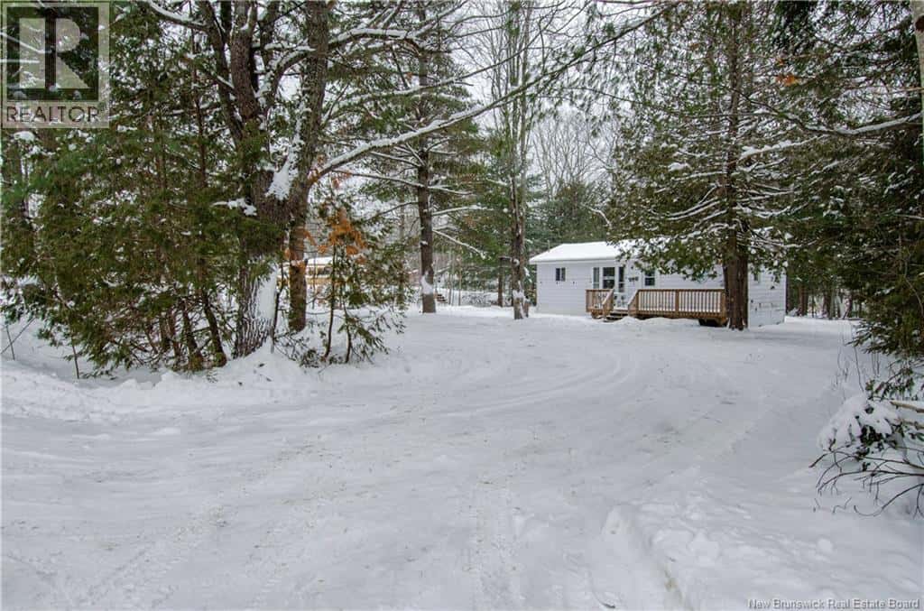 11 Cromwell Road — Cambridge-Narrows, New Brunswick - Photo 4 of 30