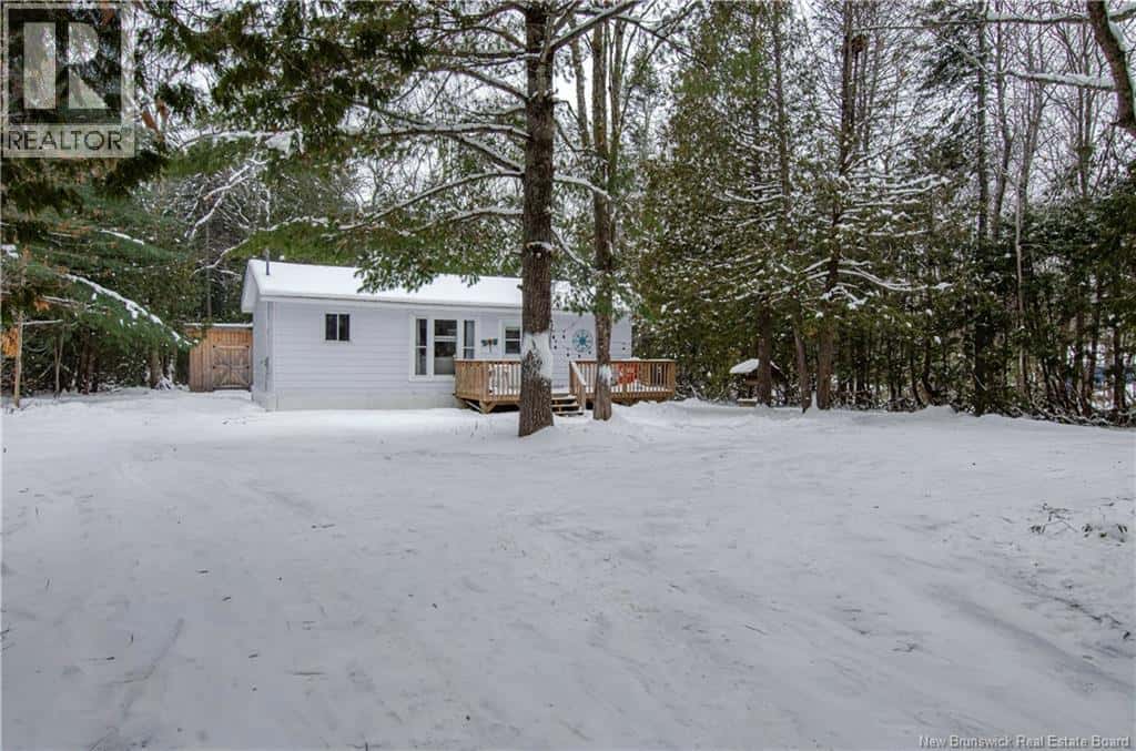 11 Cromwell Road — Cambridge-Narrows, New Brunswick - Photo 5 of 30