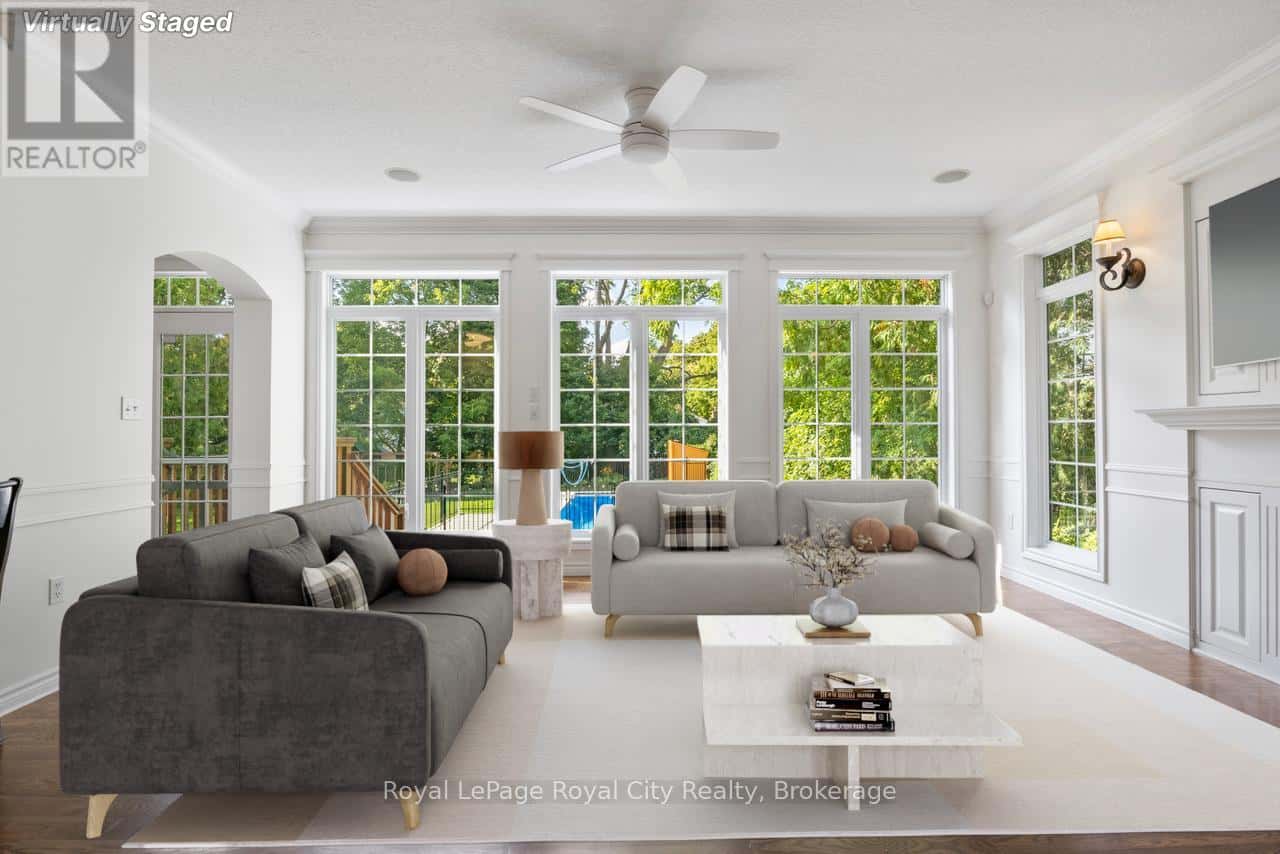 168 PALMER STREET — Guelph (St. George's), Ontario - Photo 3 of 35