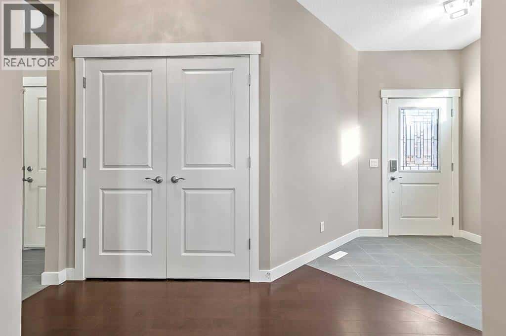 90 Mount Rae Heights — Okotoks, Alberta - Photo 3 of 50