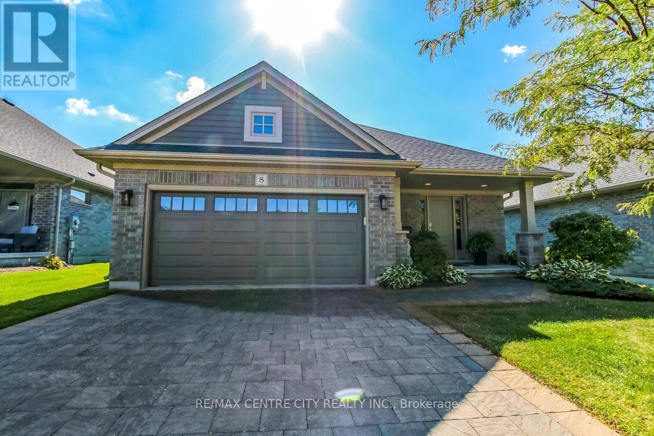 8 - 234 PEACH TREE BOULEVARD — St. Thomas, Ontario - Main photo