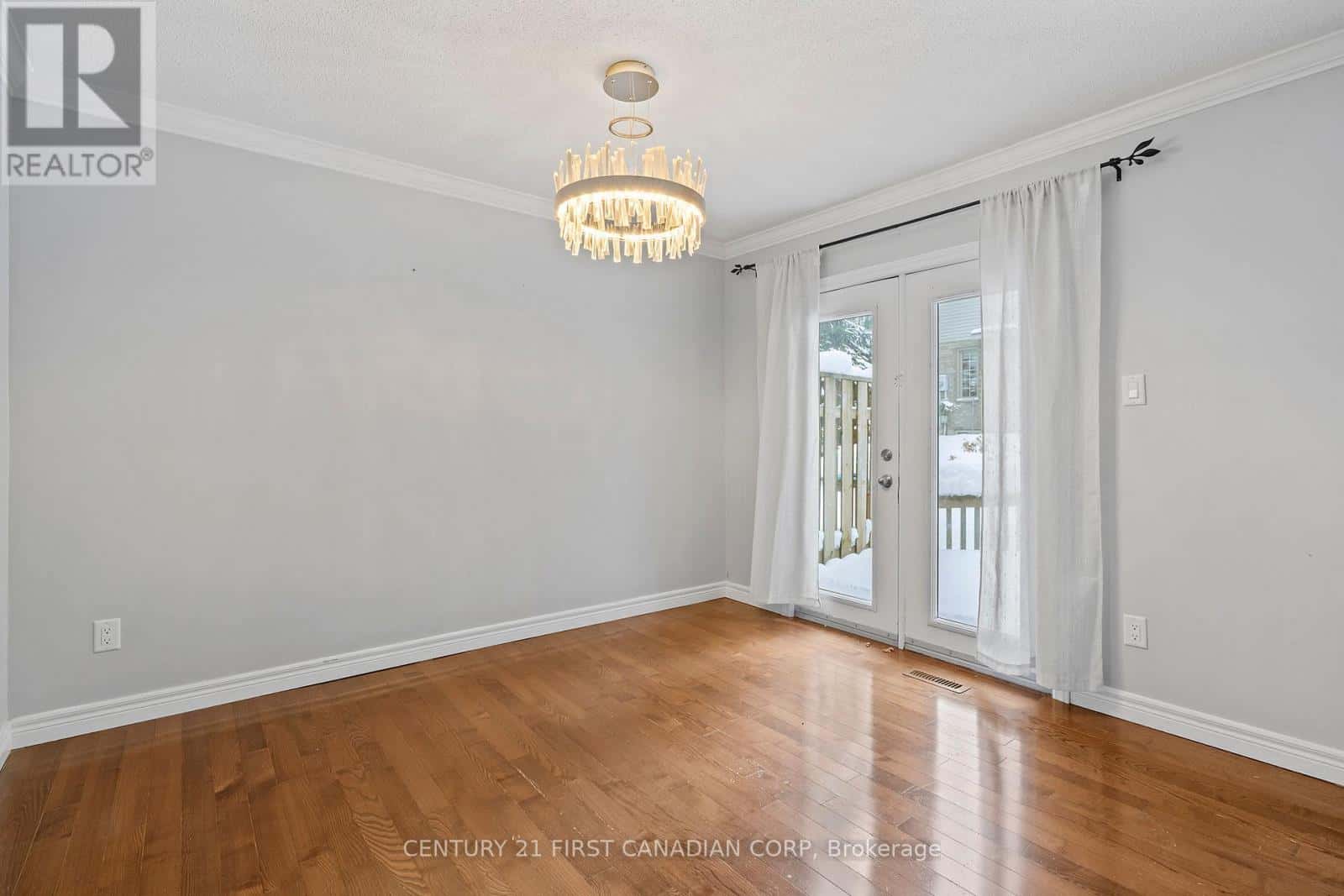 17 - 340 AMBLESIDE DRIVE — London North (North A), Ontario - Photo 4 of 43