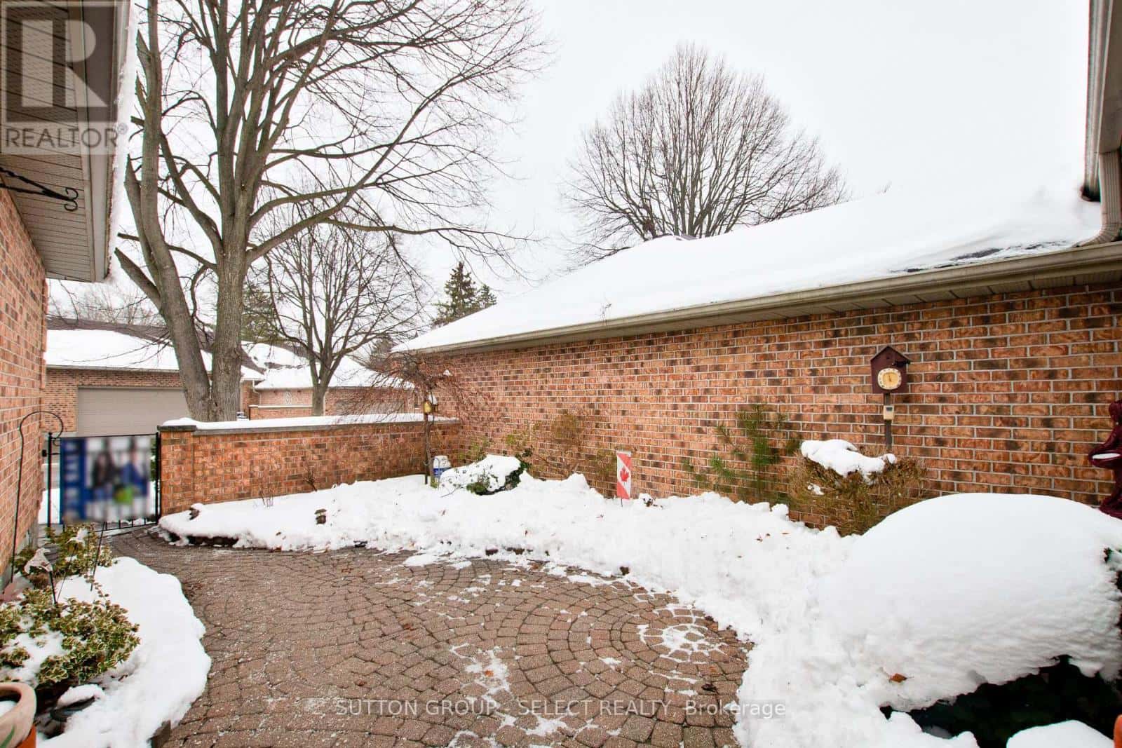 37 - 1443 COMMISSIONERS ROAD W — London South (South B), Ontario - Photo 3 of 48