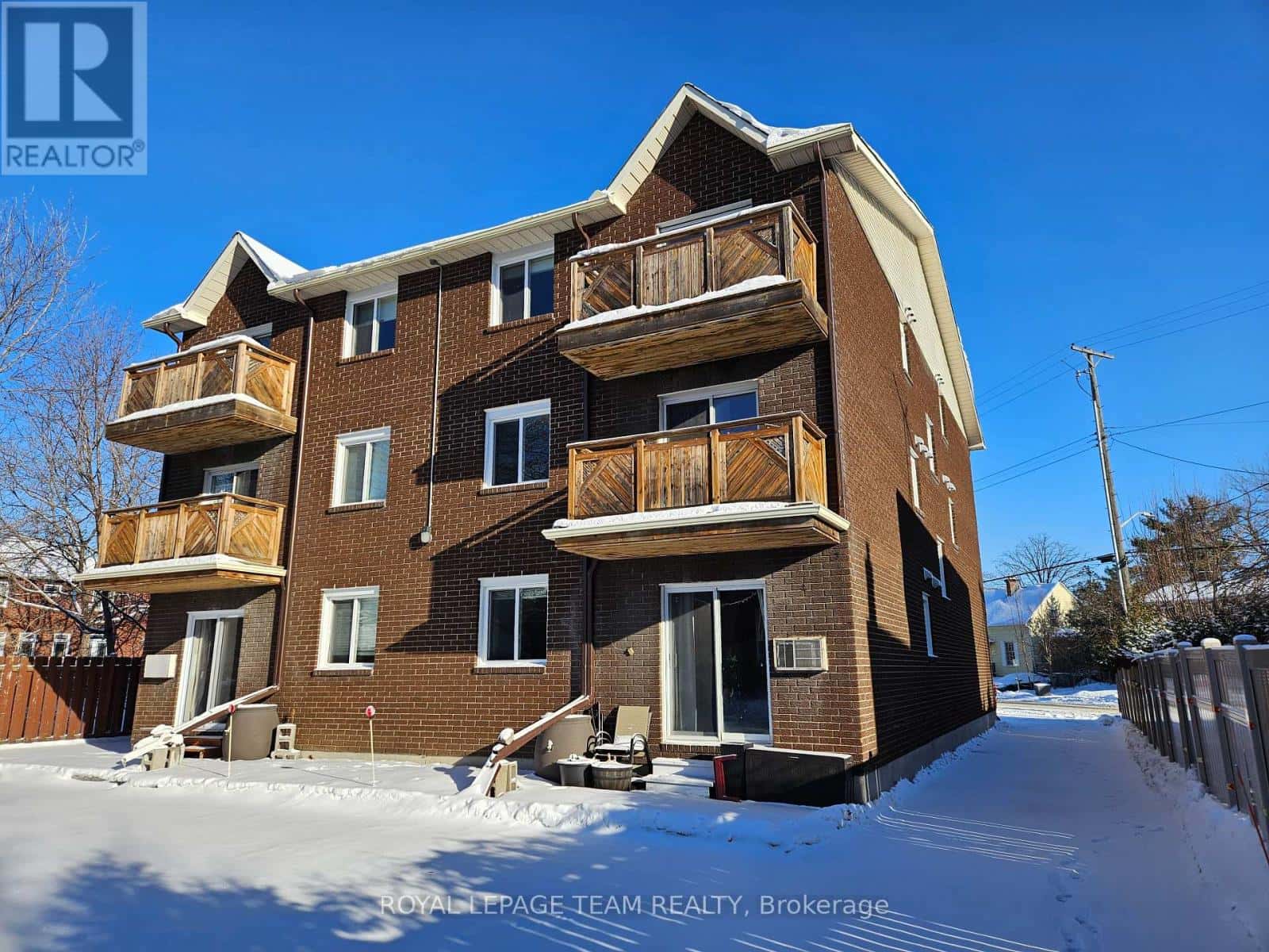 5 - 522 RIVERDALE AVENUE — Ottawa, Ontario - Photo 4 of 29