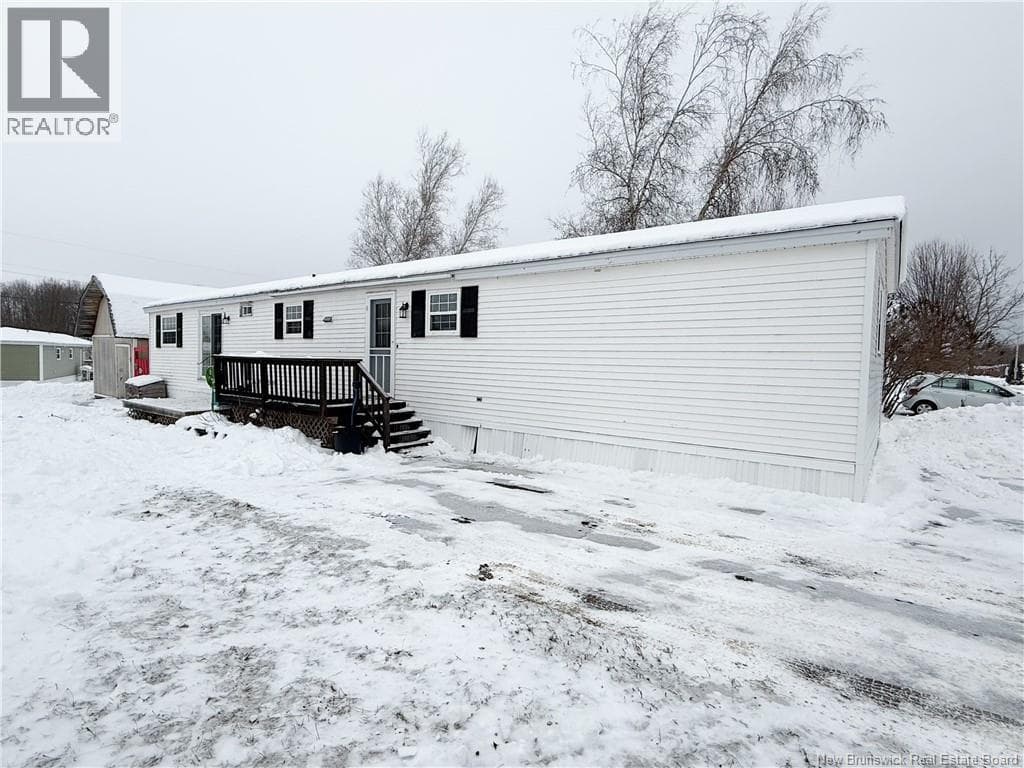 5 Brookview Avenue — Sussex Corner, New Brunswick - Main photo