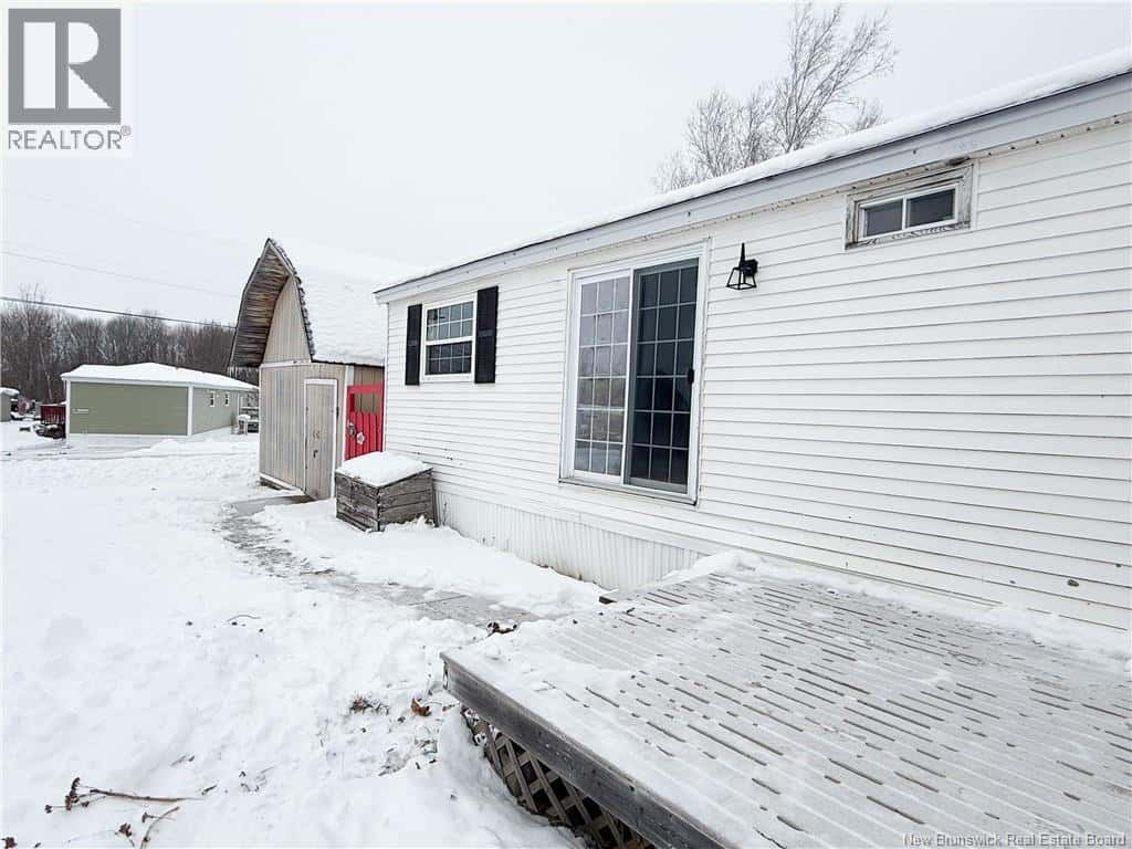 5 Brookview Avenue — Sussex Corner, New Brunswick - Photo 3 of 31