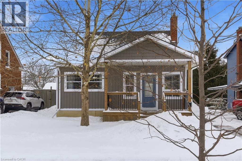 358 CLIFTON Road — Kitchener, Ontario - Main photo