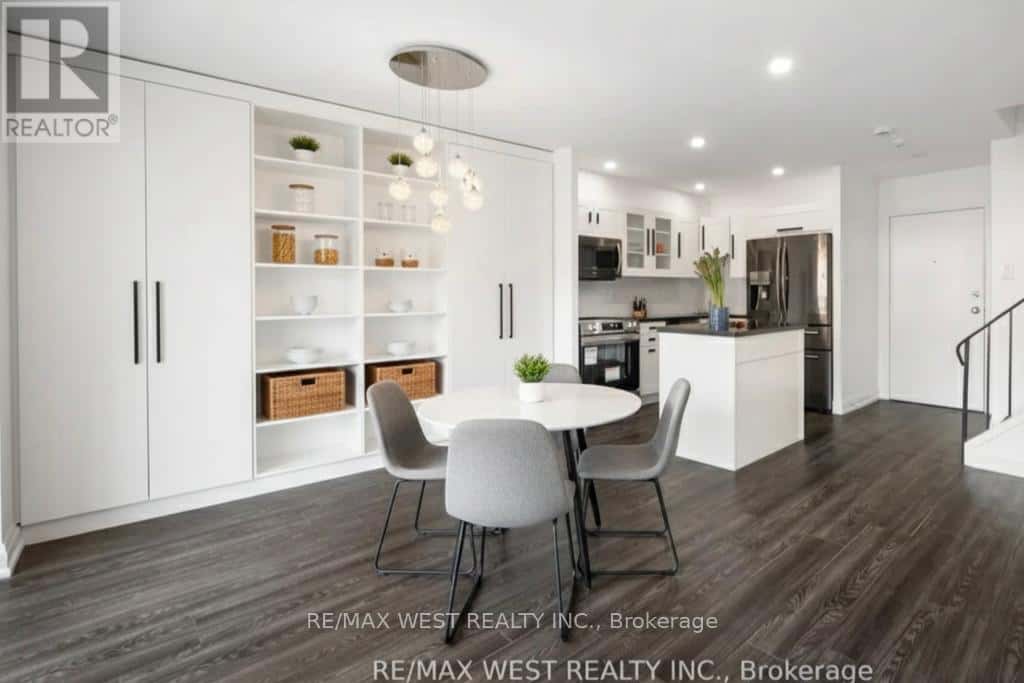 236 - 165 CHEROKEE BOULEVARD N — Toronto (Pleasant View), Ontario - Photo 4 of 38