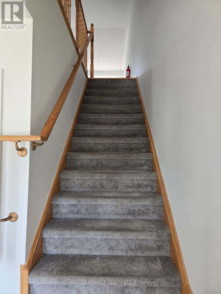 1431 CORAL SPRINGS PATH — Oshawa (Taunton), Ontario - Photo 5 of 30