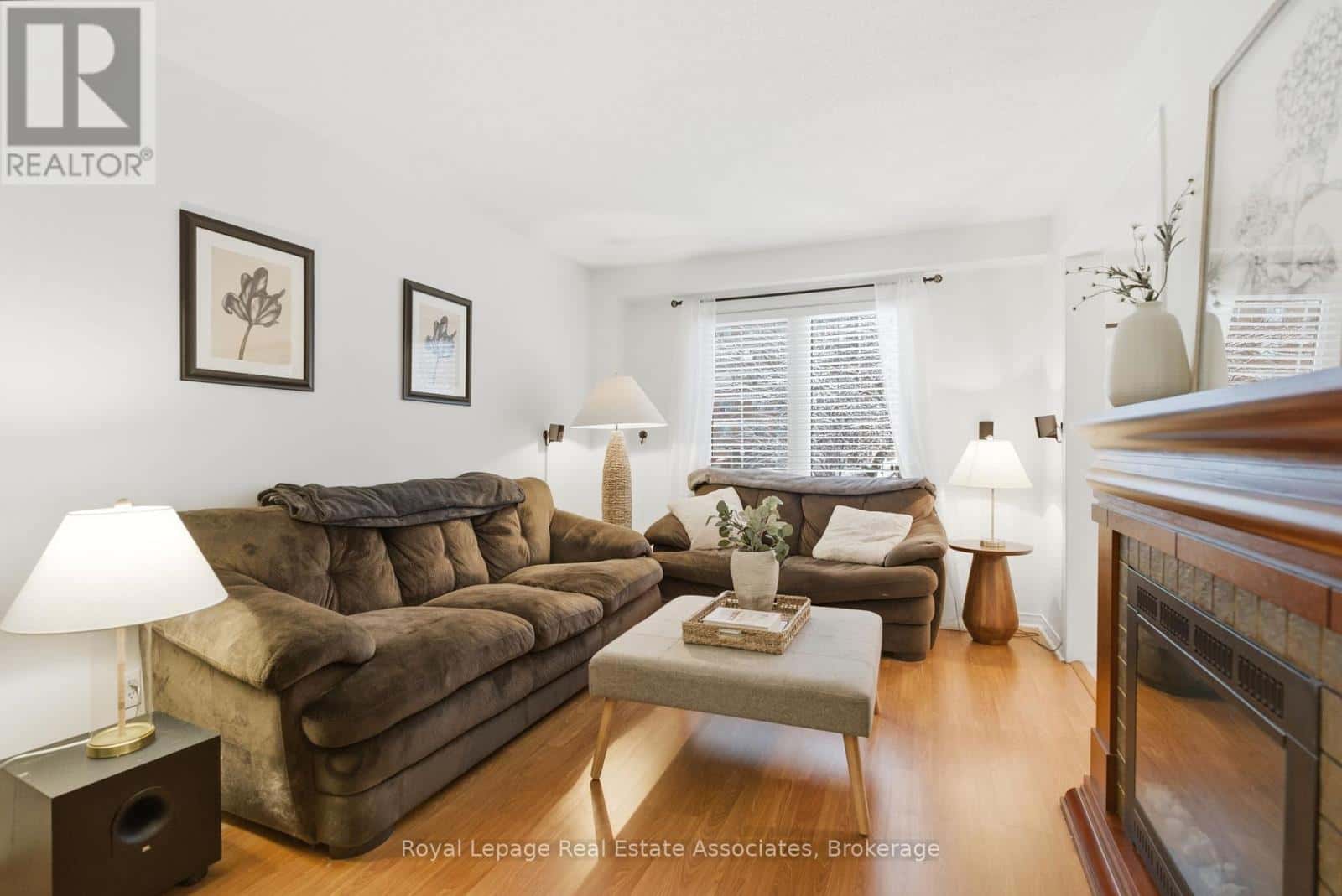 38 BLUEBELL CRESCENT — Whitby (Lynde Creek), Ontario - Photo 5 of 43