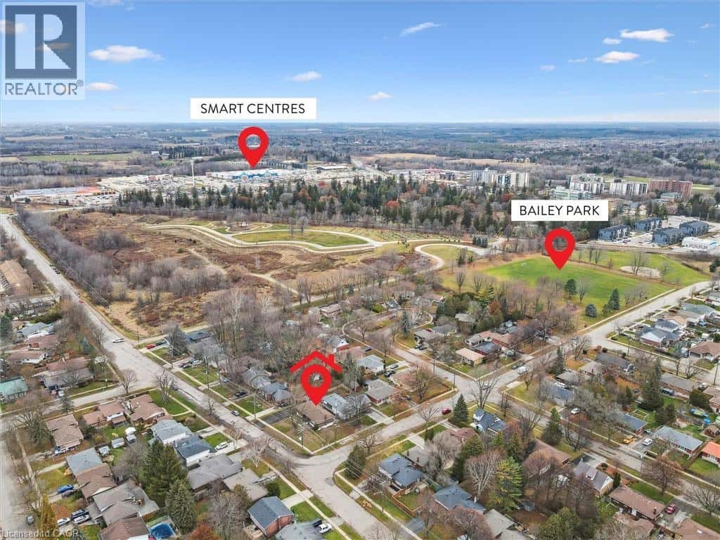 53 NICKLIN Crescent — Guelph, Ontario - Photo 3 of 48