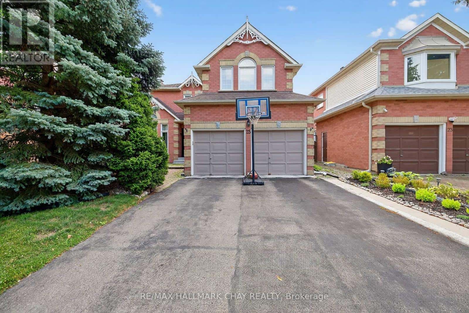 25 HEATHERWOOD CRESCENT — Markham (Unionville), Ontario - Photo 4 of 47