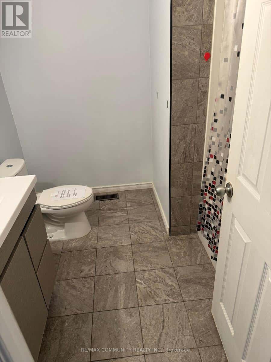 2082 ST JOHN'S ROAD — Innisfil (Alcona), Ontario - Photo 2 of 7