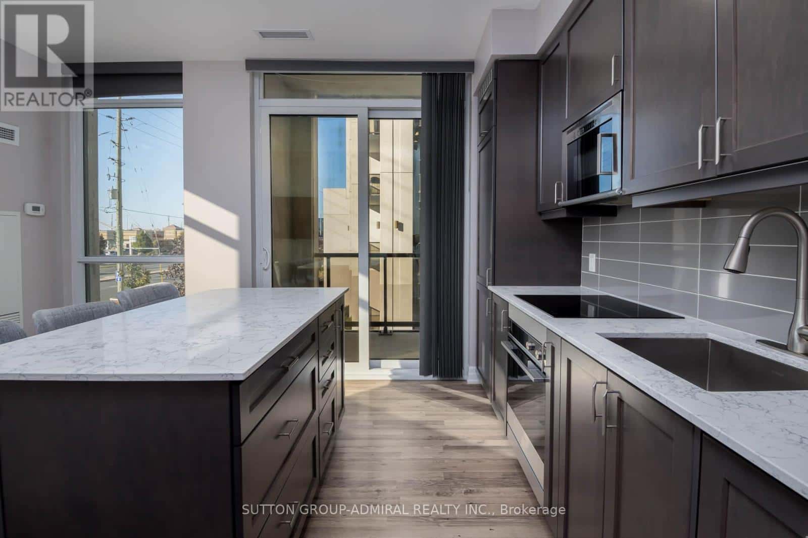 216 - 9075 JANE STREET — Vaughan (Concord), Ontario - Photo 5 of 20