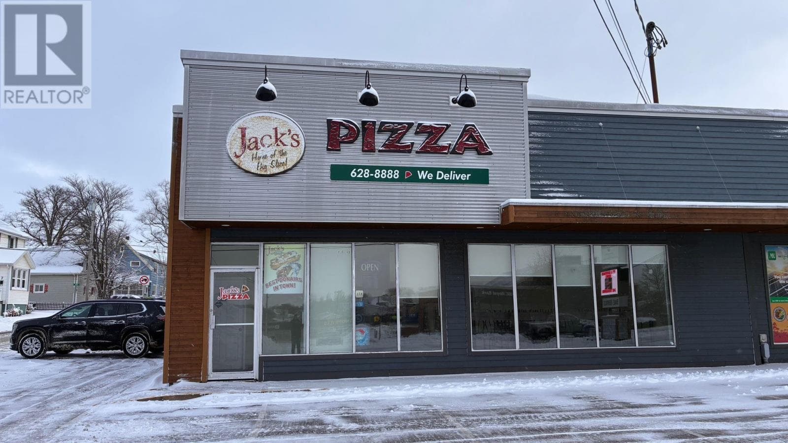 4 330 University Avenue — Charlottetown, Prince Edward Island - Main photo