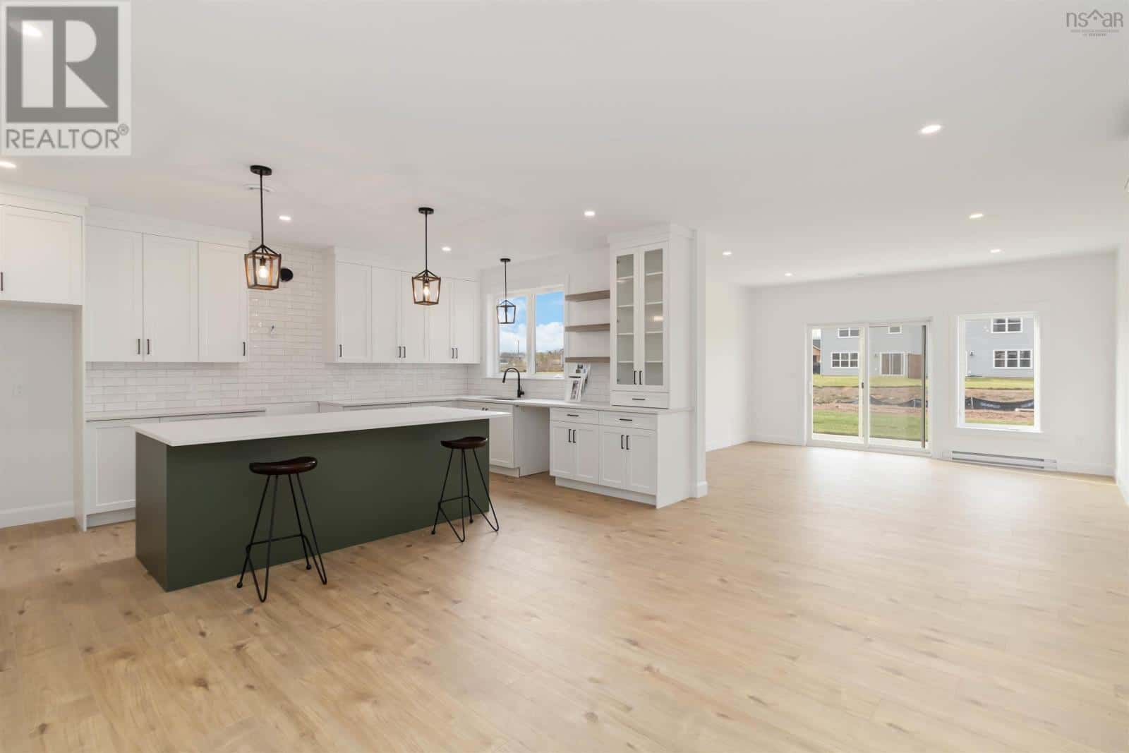 46 Brianna — Lantz, Nova Scotia - Photo 2 of 11