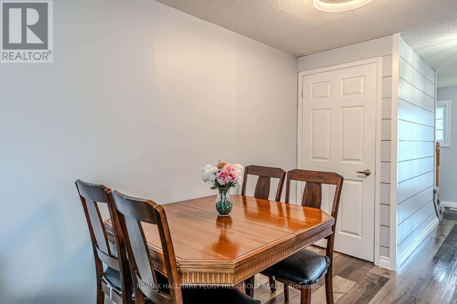 193 NATHAN CRESCENT — Barrie (Painswick South), Ontario - Photo 5 of 17