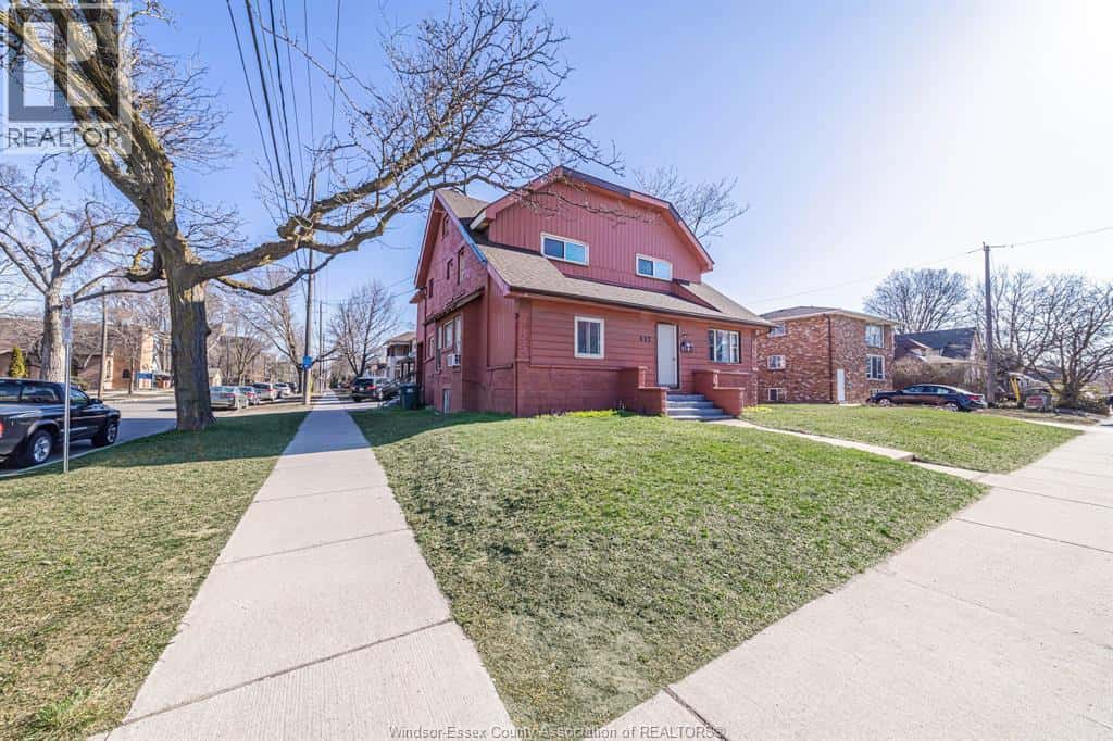 412 PRINCE ROAD — Windsor, Ontario - Photo 2 of 49