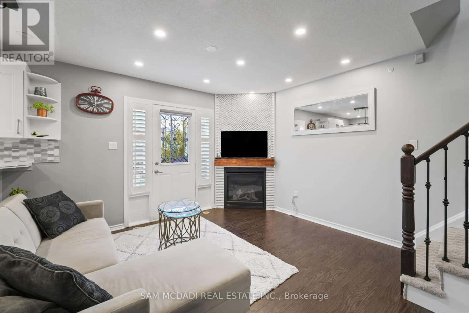 917 BURROWS GATE — Milton (CO Coates), Ontario - Photo 3 of 23