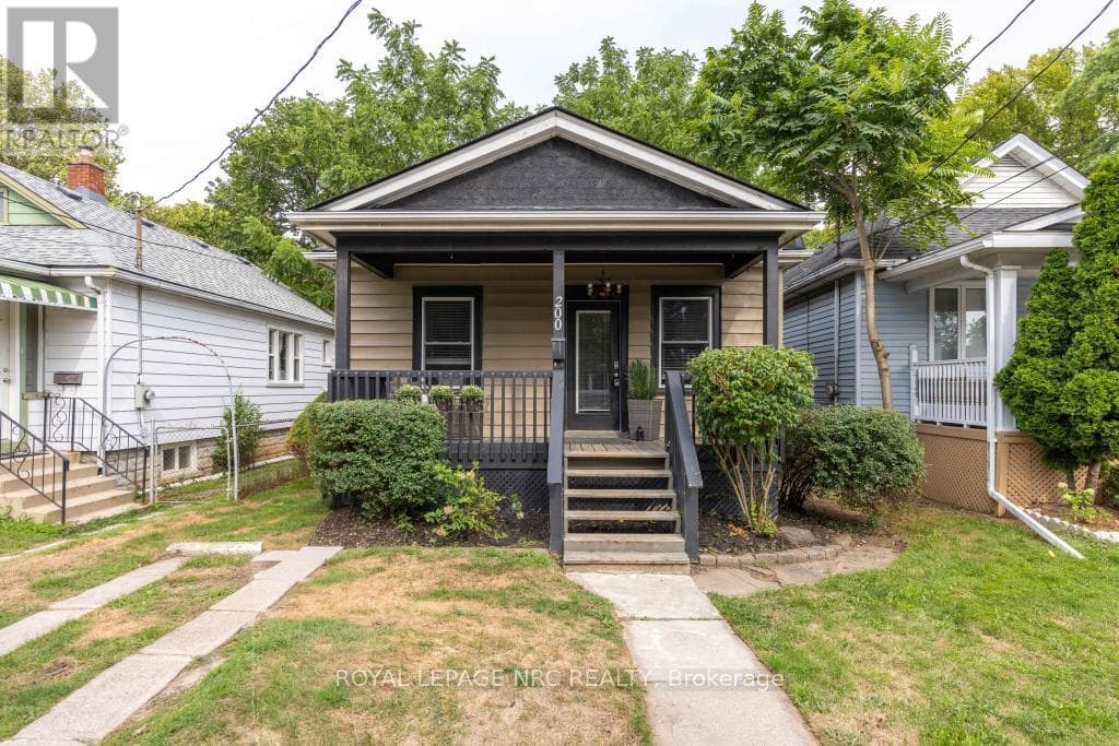 200 GENEVA STREET — St. Catharines (Downtown), Ontario - Main photo