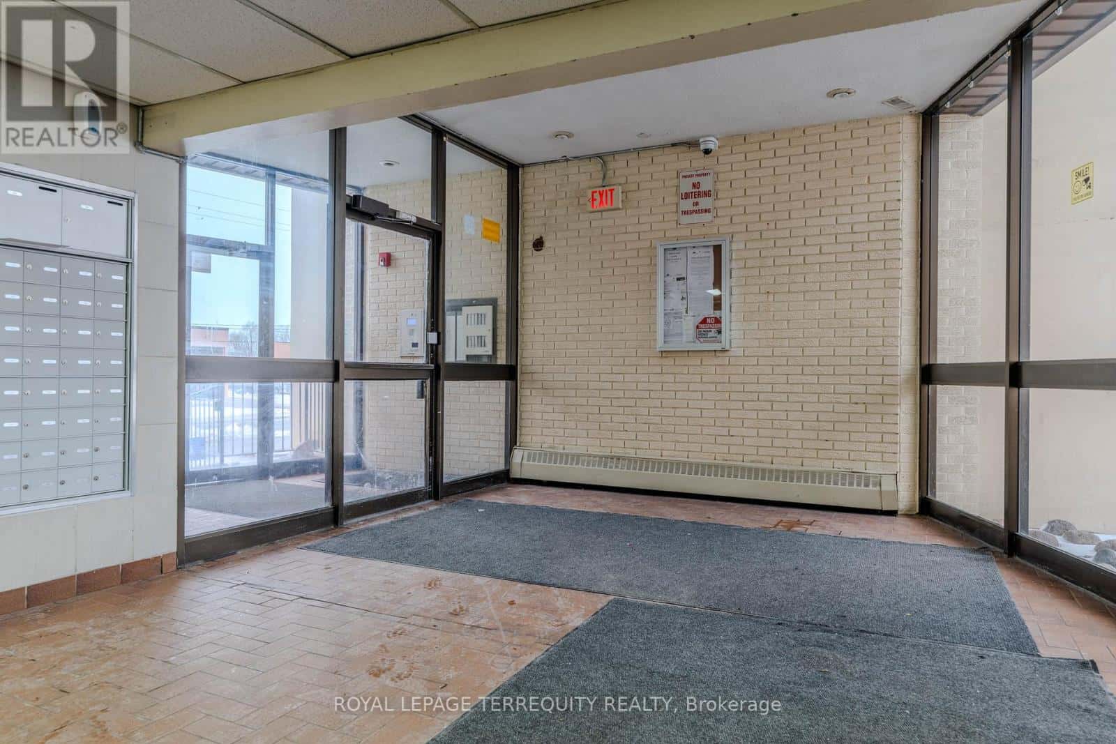 224 - 10 EDDYSTONE AVENUE — Toronto (Glenfield-Jane Heights), Ontario - Photo 3 of 25