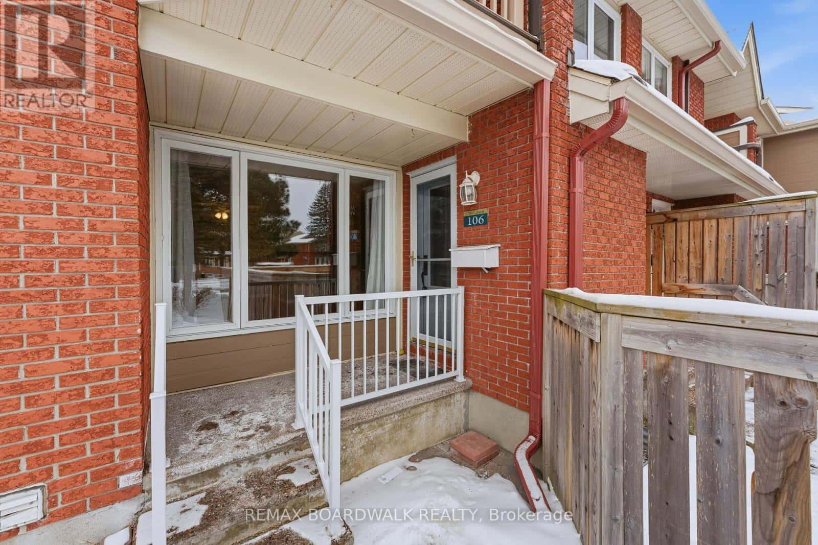 106 - 1760 CABARET LANE — Ottawa, Ontario - Photo 4 of 35