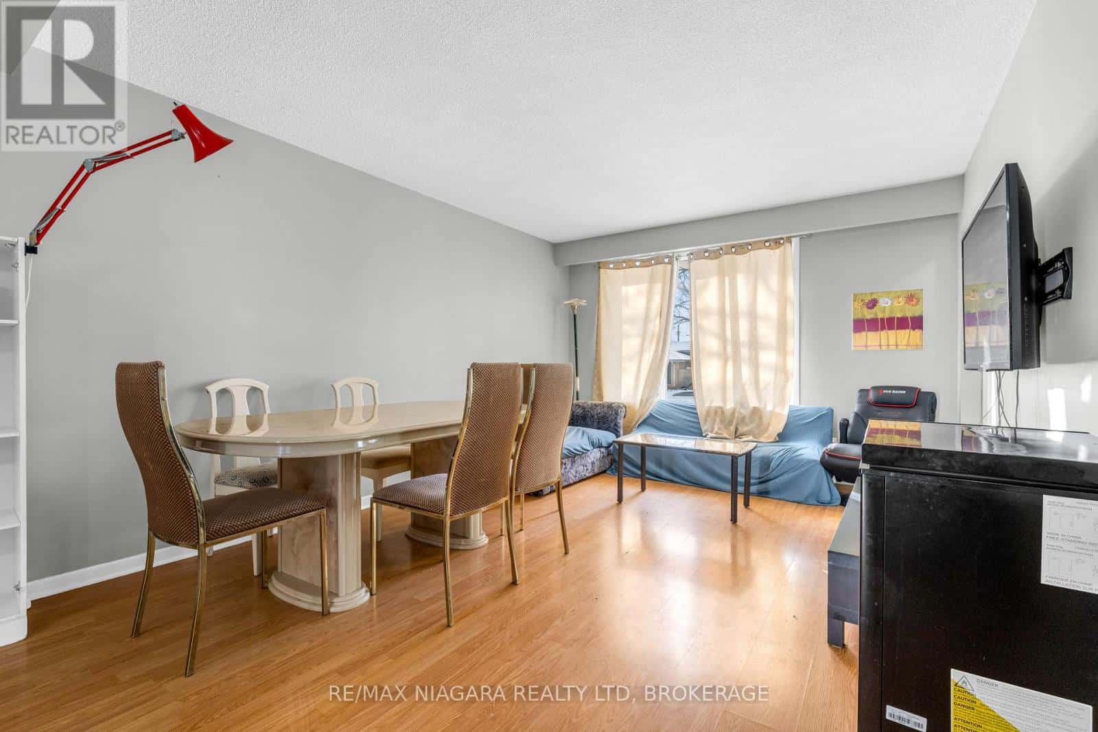 46 MACOOMB DRIVE — Welland (N. Welland), Ontario - Photo 5 of 36