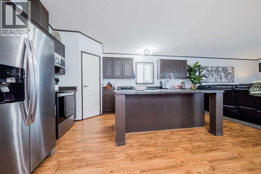 Rural Grande Prairie No. 1, County of — Rural Grande Prairie No. 1, County of - Photo 4 of 50