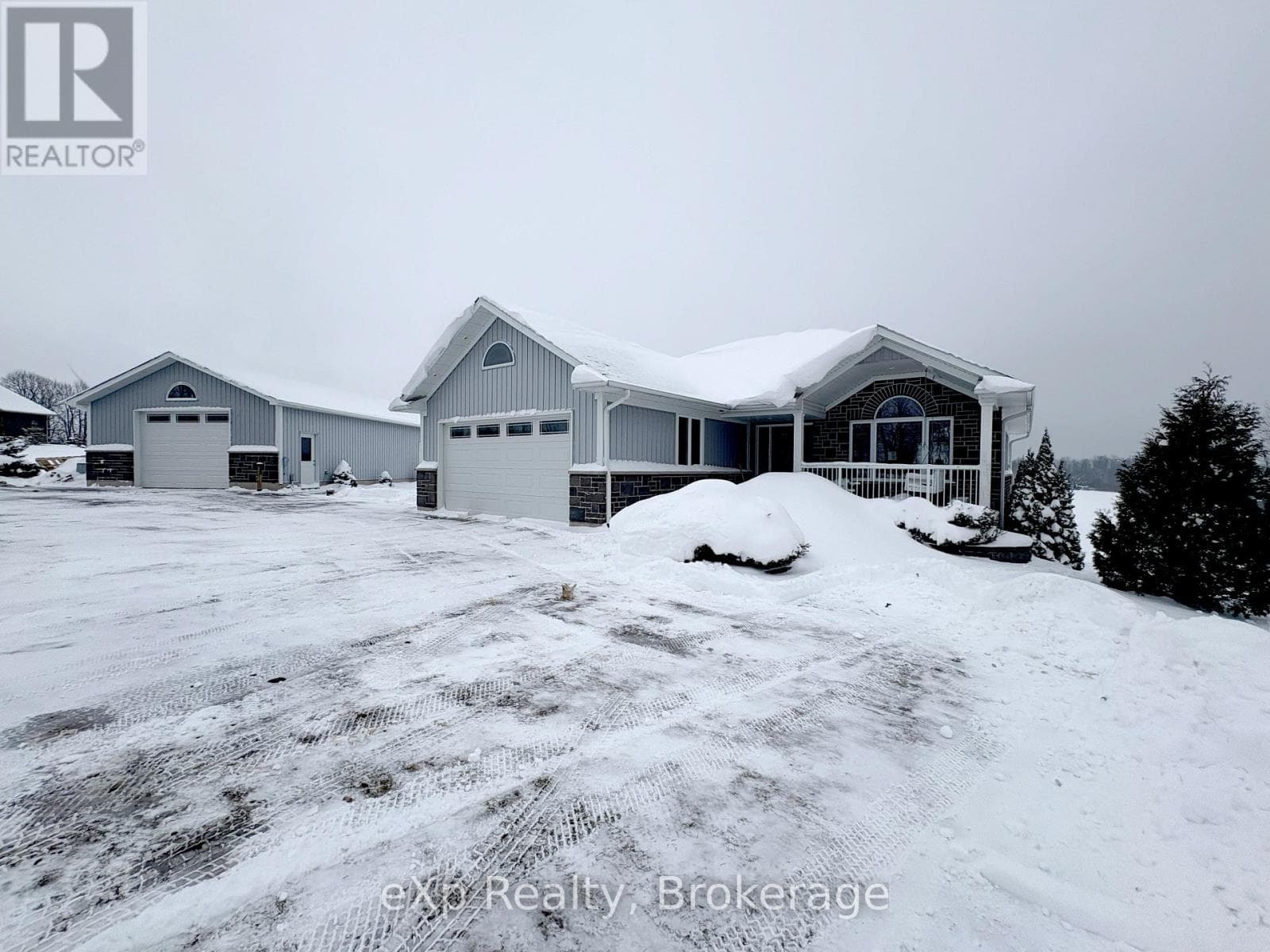 343850 NORTH LINE — West Grey, Ontario - Main photo