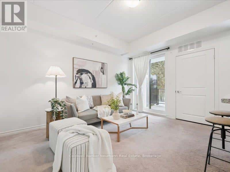 109 - 1280 GORDON STREET — Guelph (Kortright East), Ontario - Photo 4 of 22