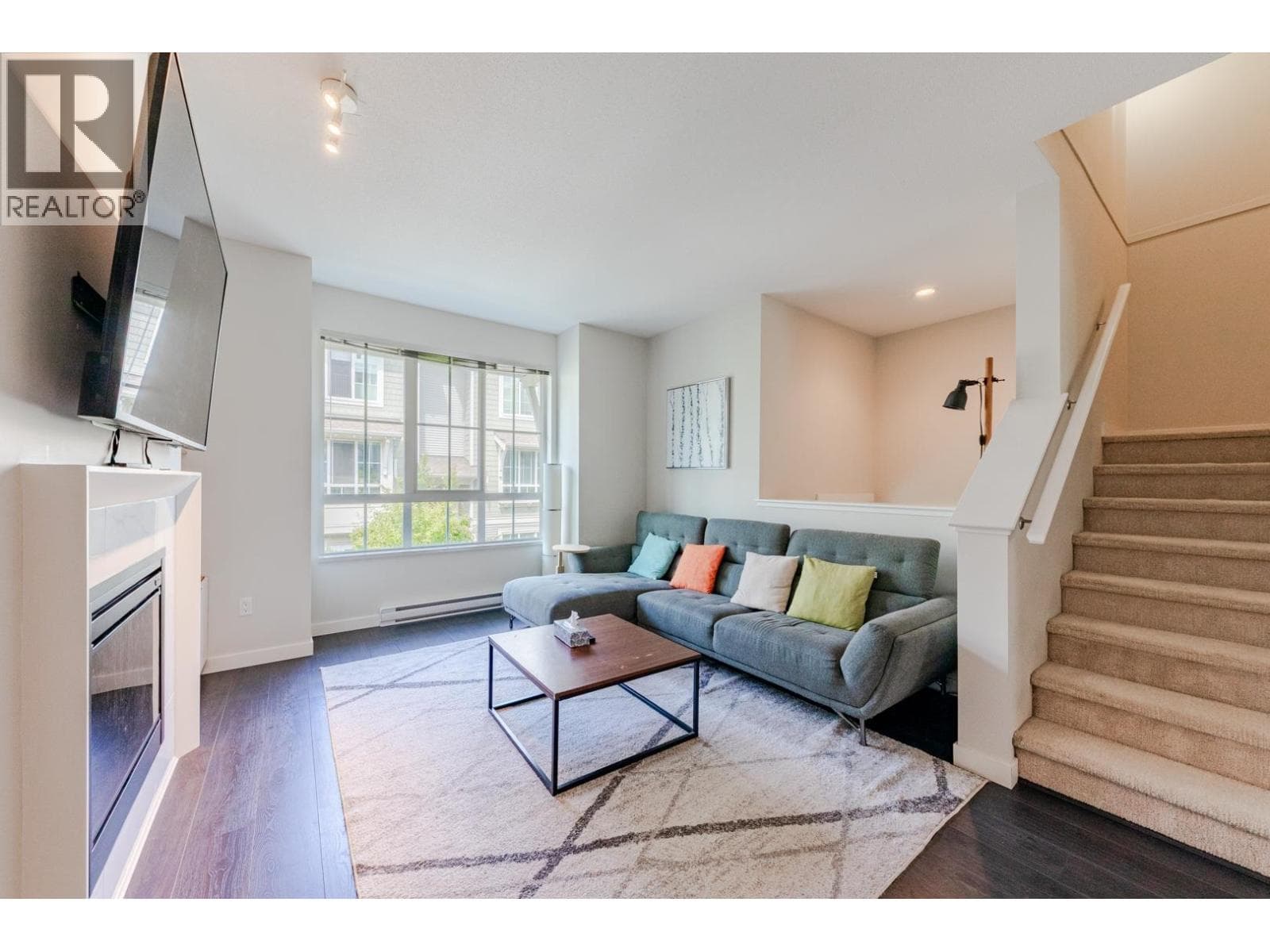 54 5510 ADMIRAL WAY — Delta, British Columbia - Main photo