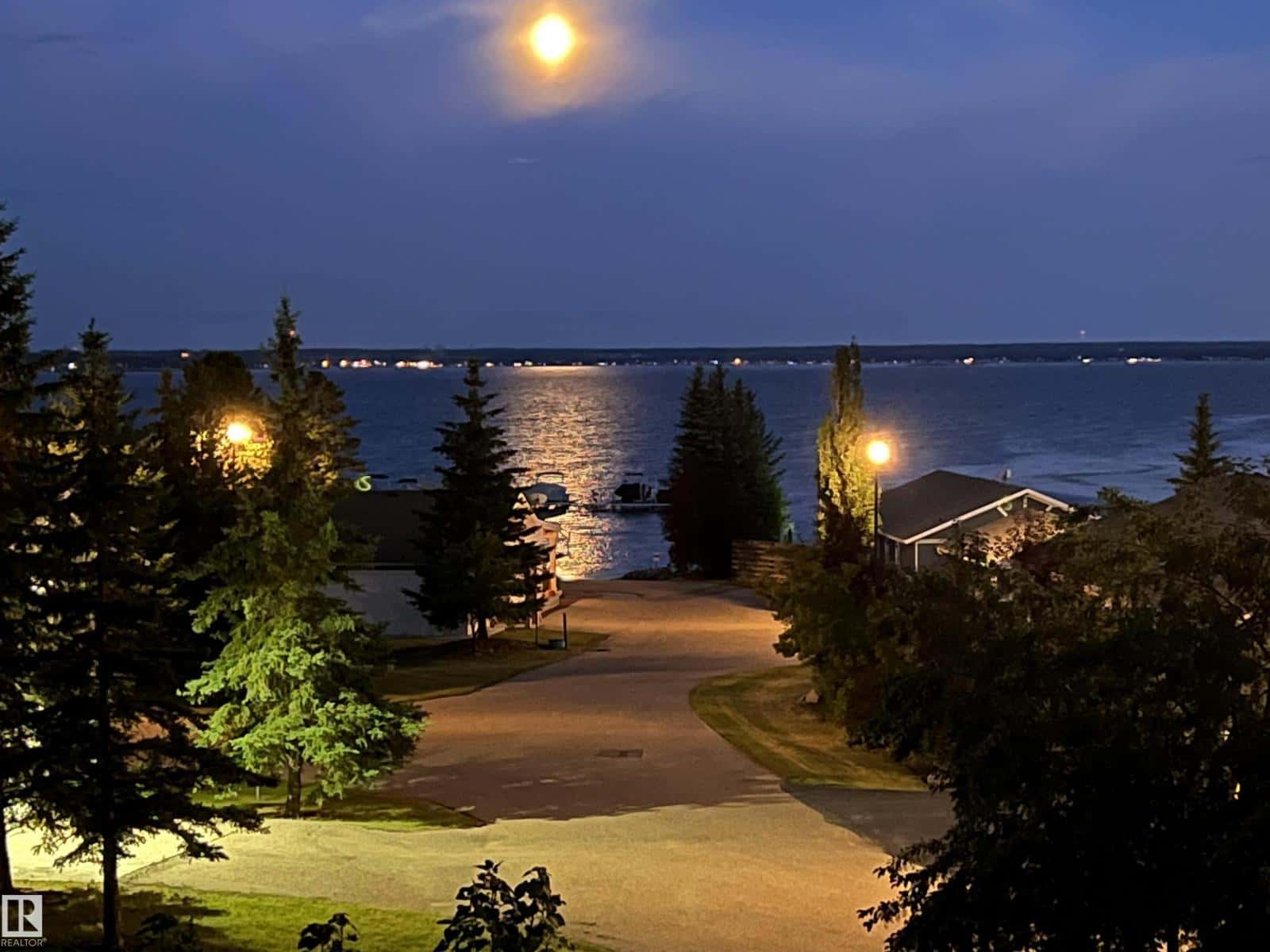 525, 55101 STE. ANNE TR — Rural Lac Ste. Anne County, Alberta - Photo 2 of 54