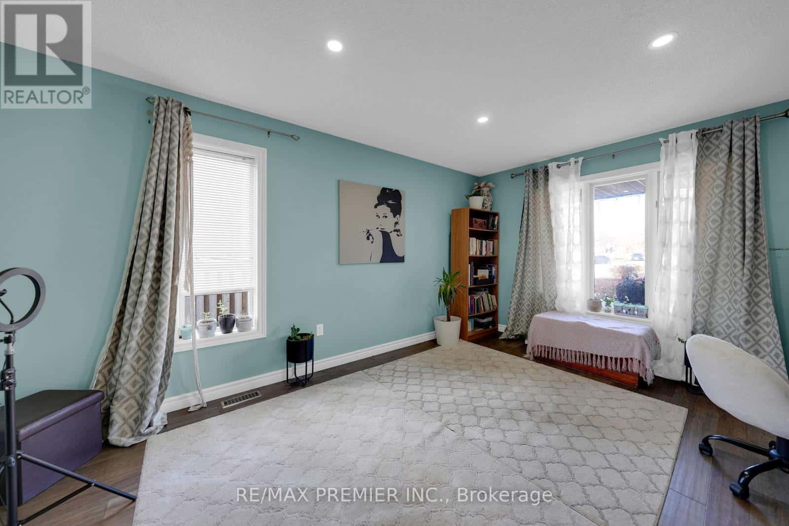 61 BARWICK DRIVE — Barrie (West Bayfield), Ontario - Photo 5 of 50