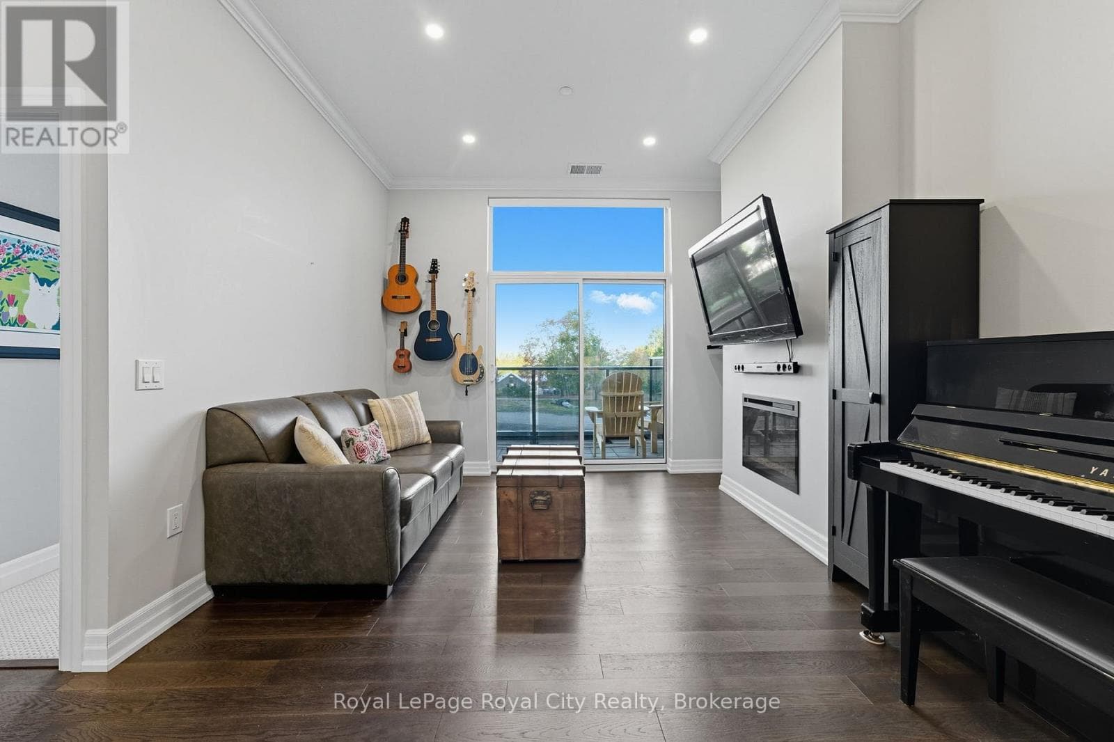 111 - 1878 GORDON STREET — Guelph (Pineridge/Westminster Woods), Ontario - Main photo