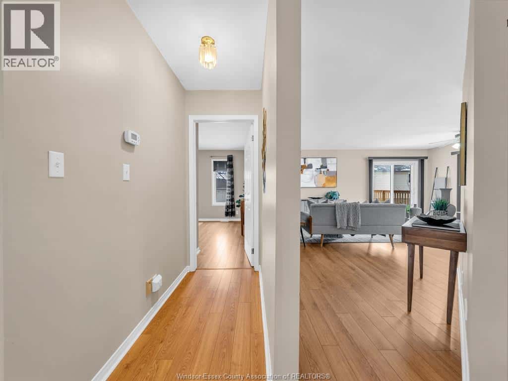 22 Golfway DRIVE — Essex, Ontario - Photo 3 of 41