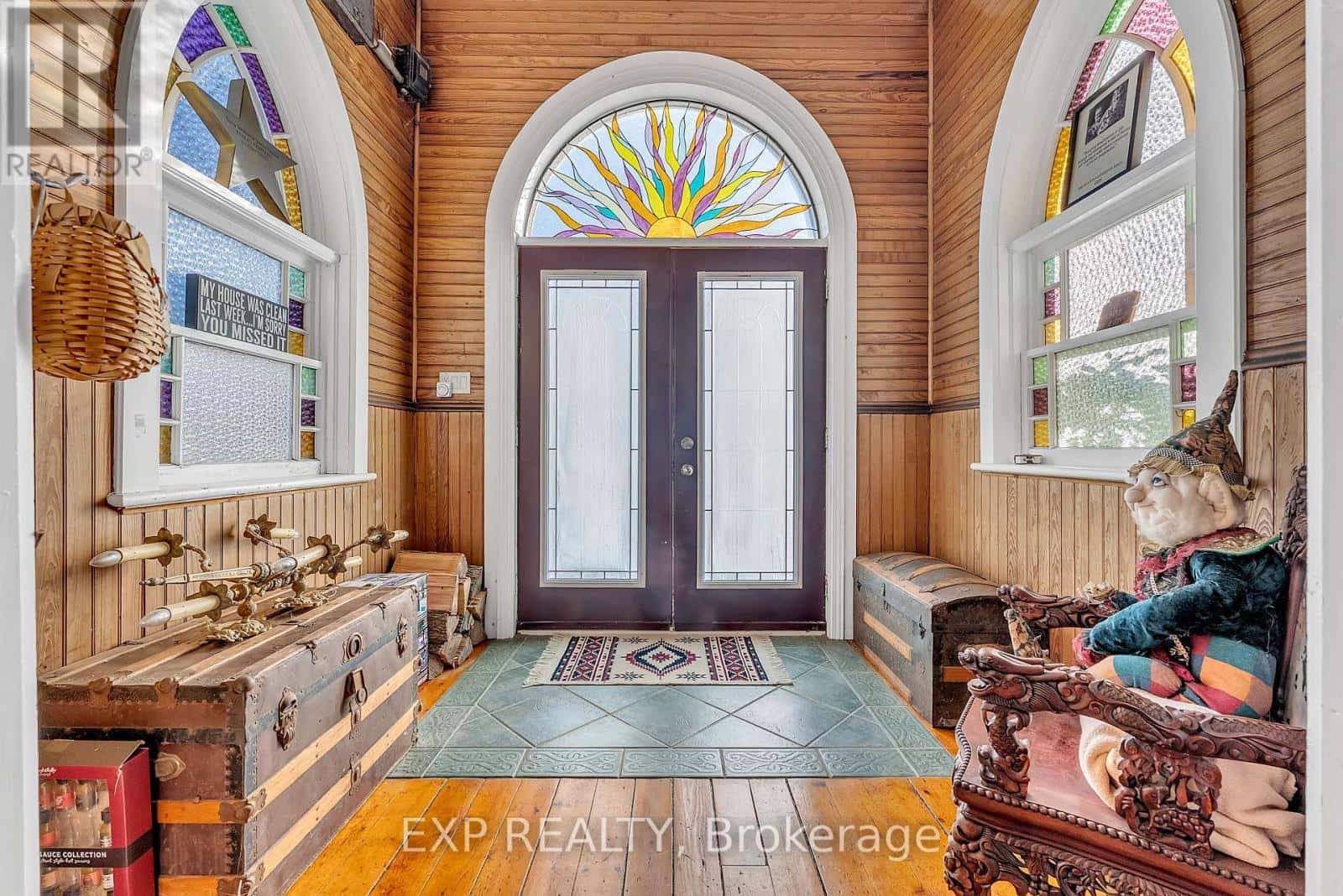 18630 LOYALIST PARKWAY — Prince Edward County (Hillier Ward), Ontario - Photo 2 of 50