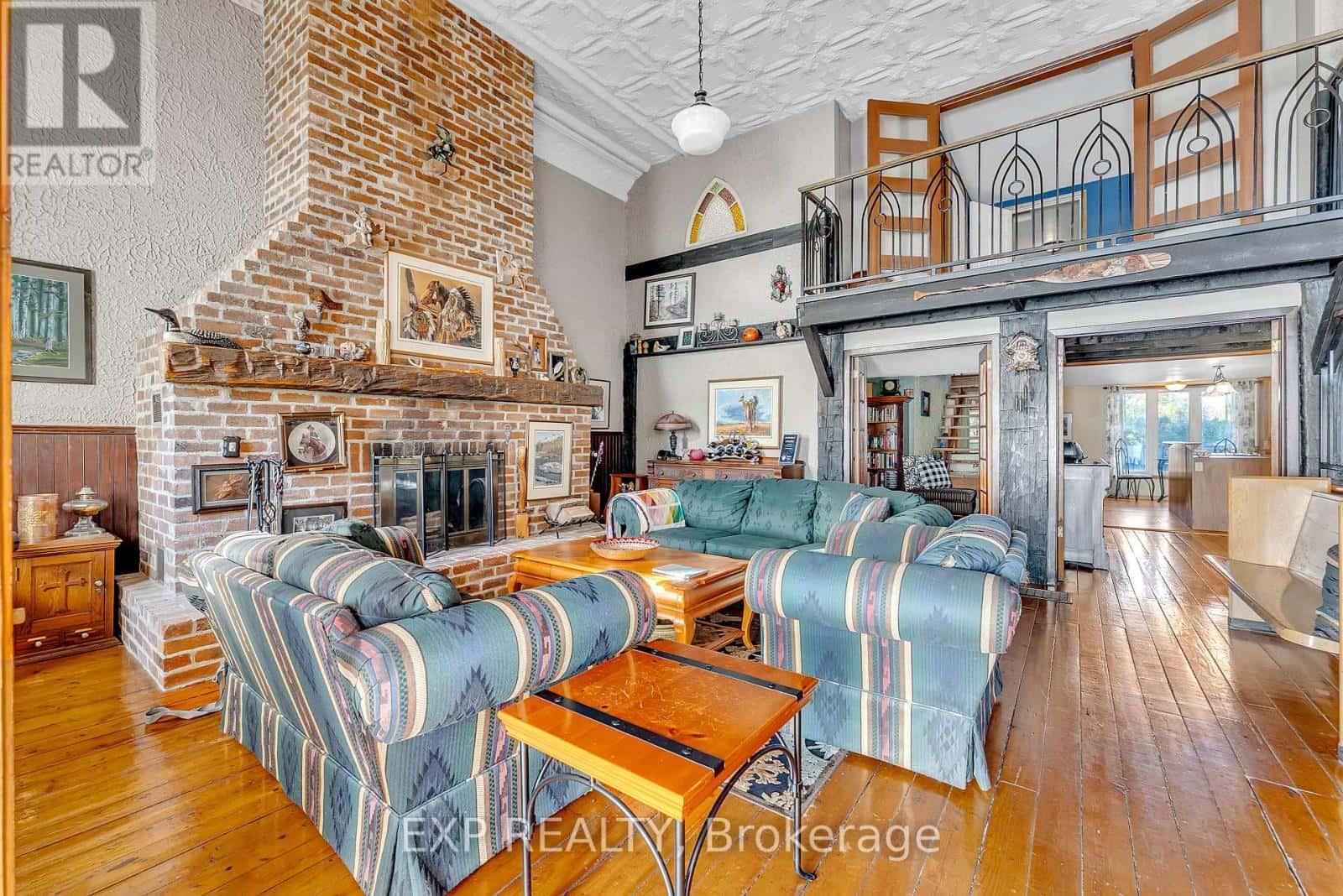 18630 LOYALIST PARKWAY — Prince Edward County (Hillier Ward), Ontario - Photo 4 of 50