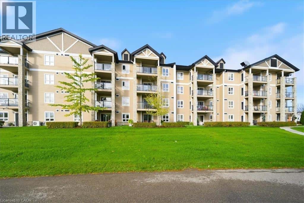 330 PRINCE CHARLES Drive S Unit# 1402 — Welland, Ontario - Photo 4 of 36