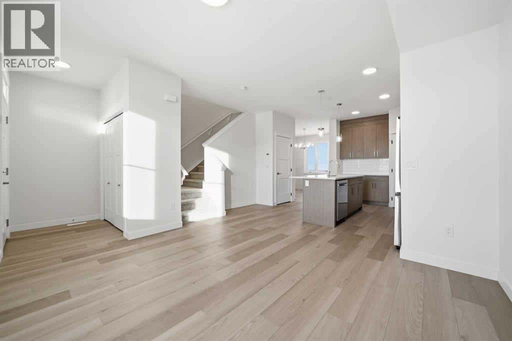 1923 Mccaskill Drive — Crossfield, Alberta - Photo 3 of 33