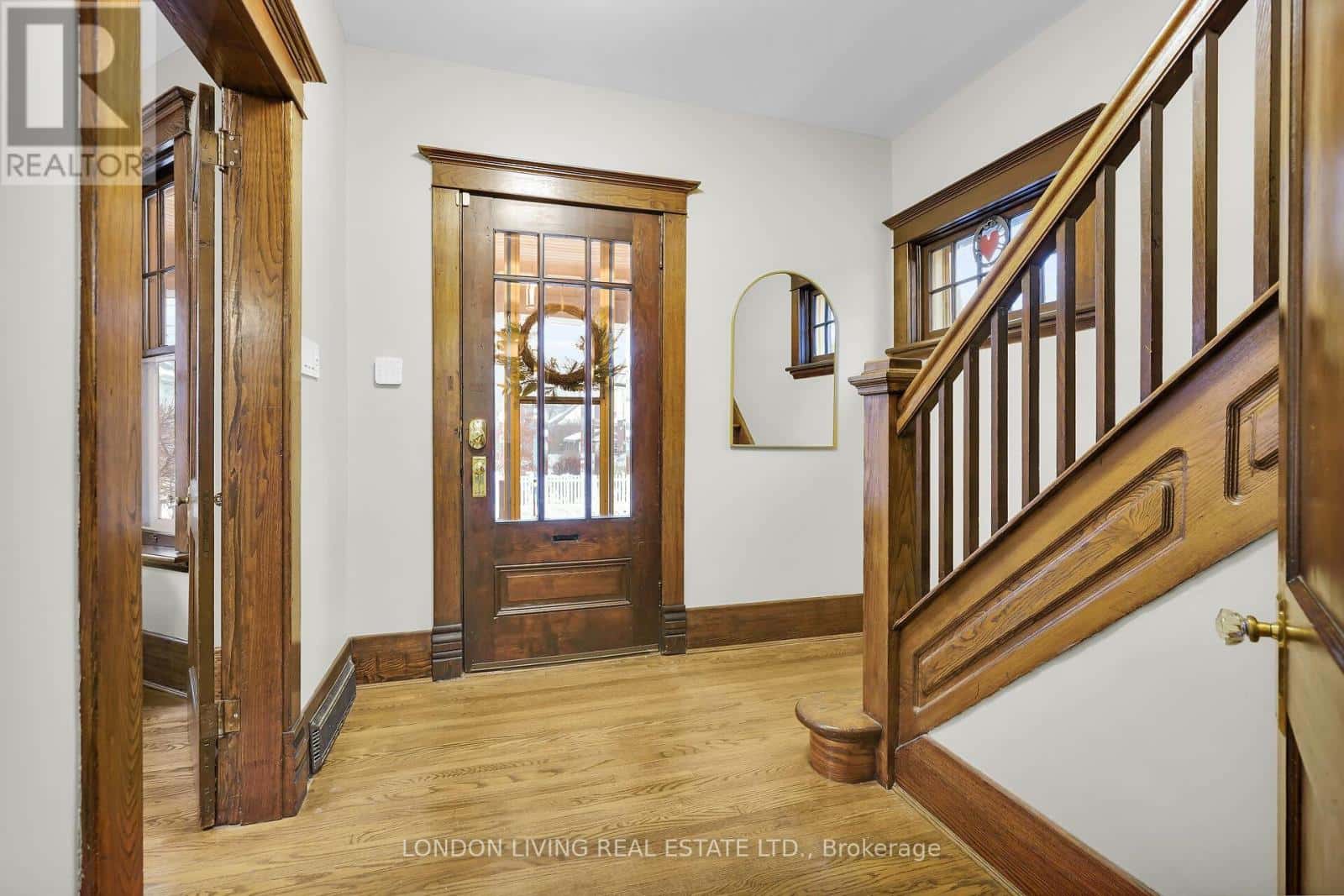 27 ARDAVEN PLACE — London South (South F), Ontario - Photo 5 of 45