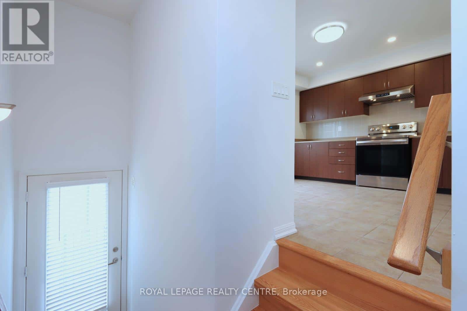 4 - 3135 BOXFORD CRESCENT — Mississauga (Churchill Meadows), Ontario - Photo 3 of 35