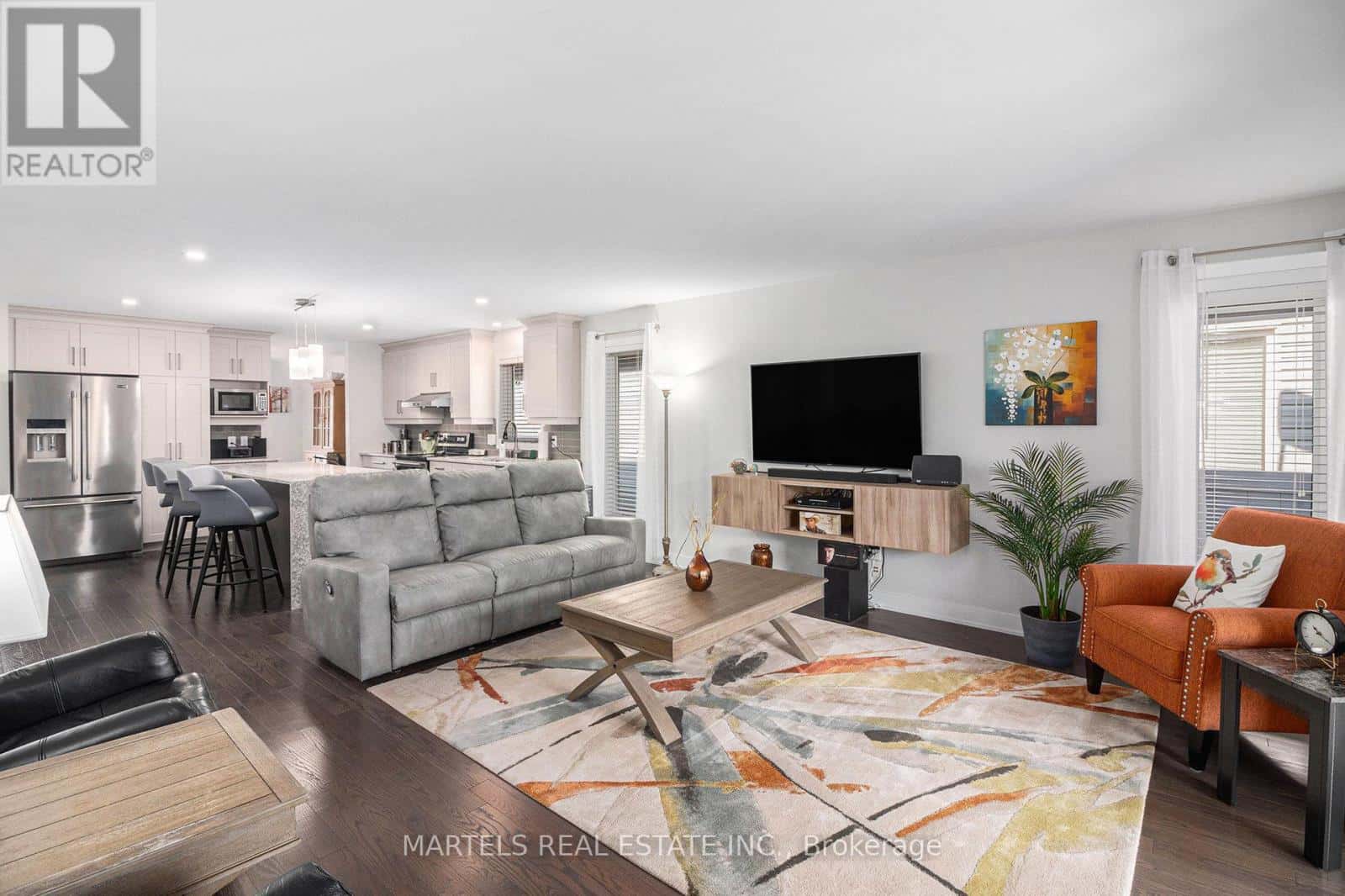 356 ZIRCON STREET — Clarence-Rockland, Ontario - Photo 5 of 26